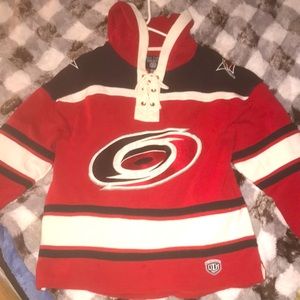 Medium Carolina hurricanes hoodie